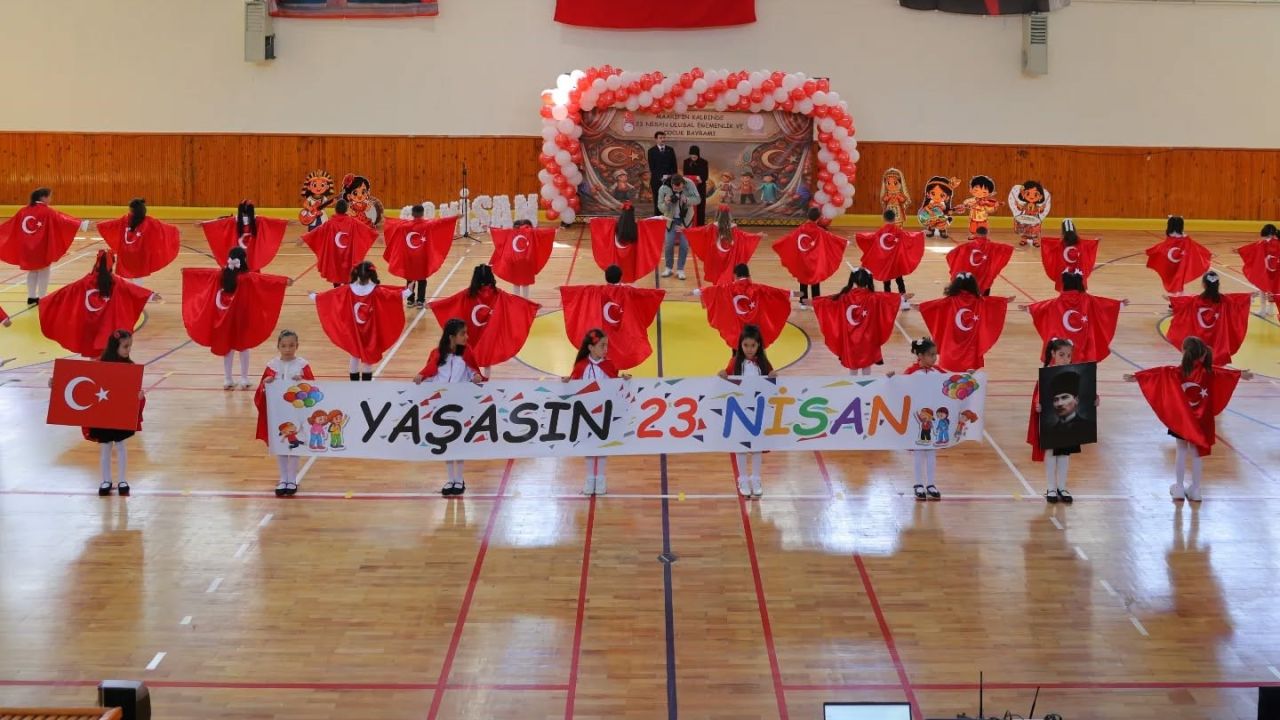 Bayburt’ta 23 Nisan Çocuk Bayramı coşkuyla kutlandı