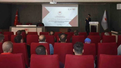 Bayburt’ta tarım personeline numune alma teknikleri anlatıldı