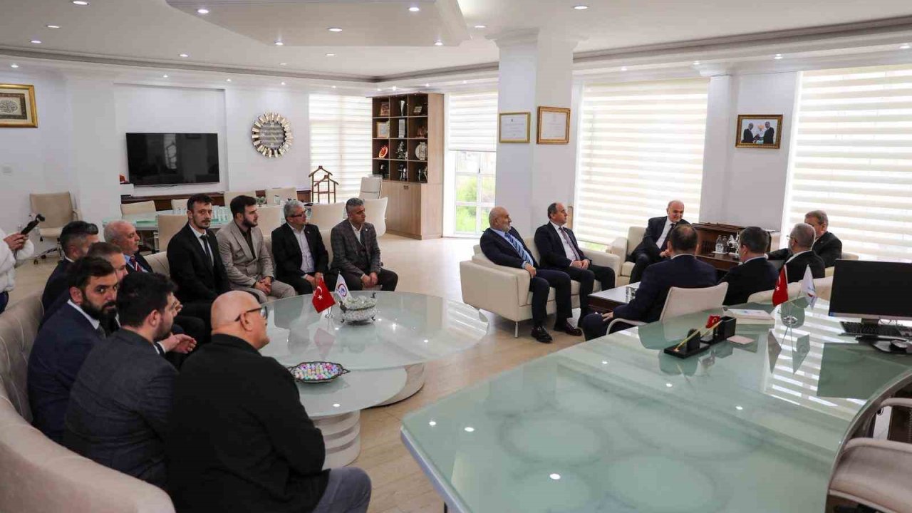 BBP Genel Başkanı Destici "Bizler aynı kilimin desenleriyiz, o kilim ise Düzce"