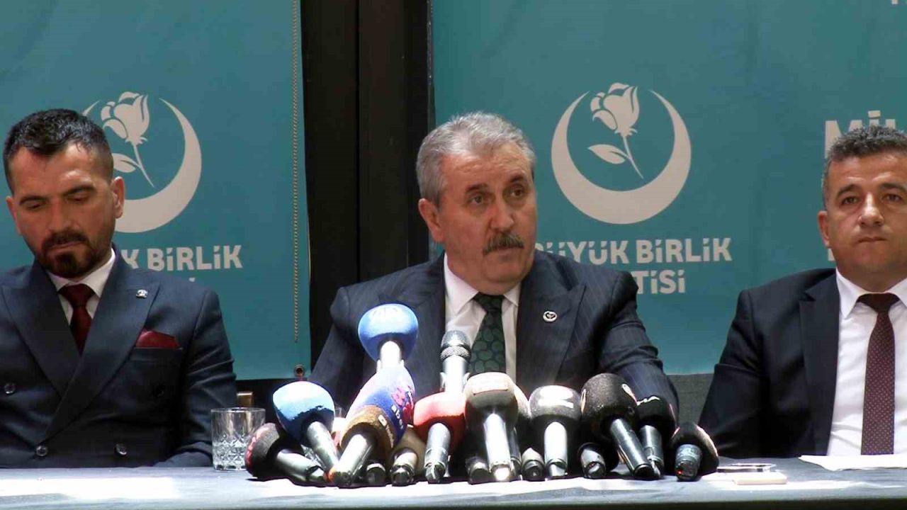 BBP Genel Başkanı Destici: "Cumhurbaşkanımızın erken seçimle tekrar aday olması sağlanmalıdır"