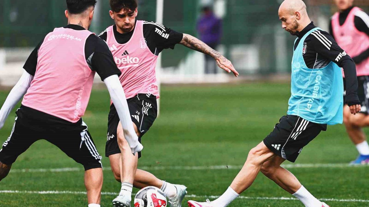 Beşiktaş, Antalyaspor maçı hazırlıklarını sürdürdü