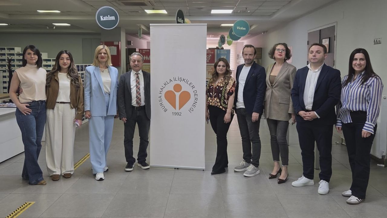 BHİD’de bayrak değişimi