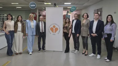 BHİD’de bayrak değişimi