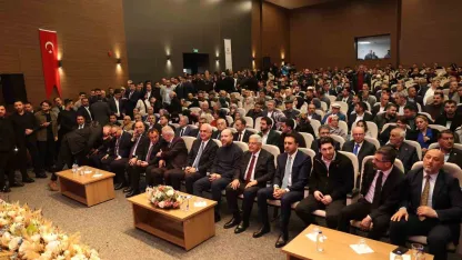 Bilal Erdoğan, Muş’ta STK temsilcileriyle buluştu