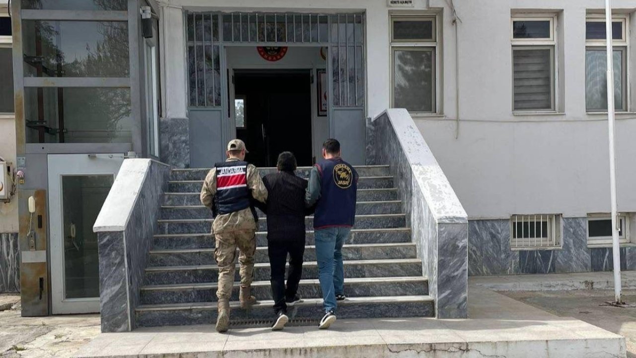 Birecik’te göçmen kaçakçısı yakalandı