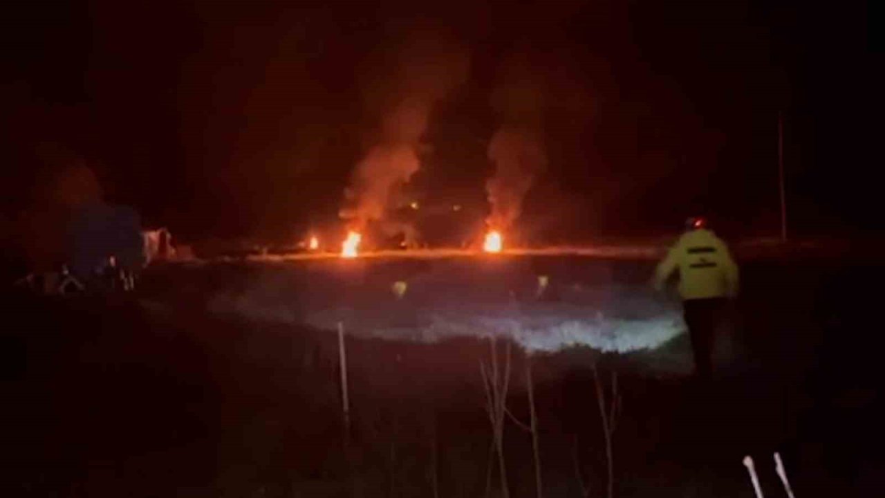 Bolu’da çiftçiler meyve ağaçlarını ateş yakarak koruyor