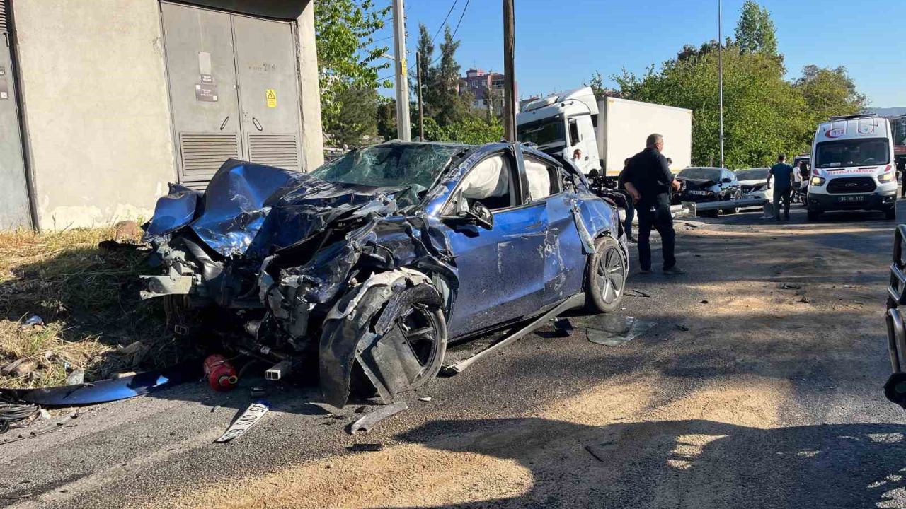 Bornova’daki tır faciasına ilişkin savcılıktan açıklama: Olay yerinde fren izi yok