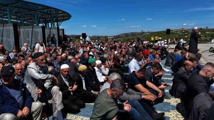 Bosna Hersek Savaşı sırasında öldürülen 6 kişi toprağa verildi