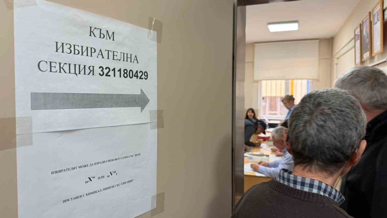 Bulgaristan seçimleri için Eskişehir’de vatandaşlar son 5 yılda 8’inci kez sandık başında