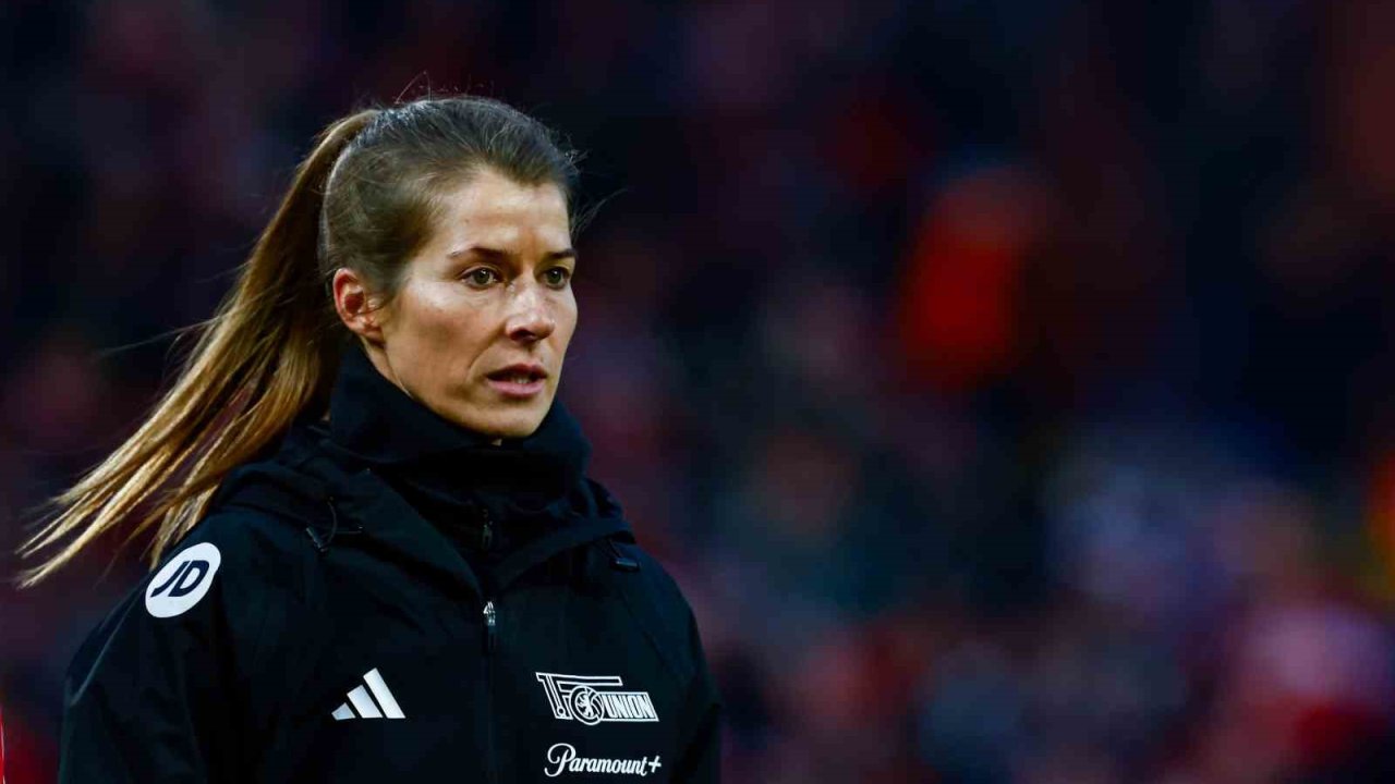 Bundesliga’nın ilk kadın teknik direktörü Marie-Louise Eta oldu