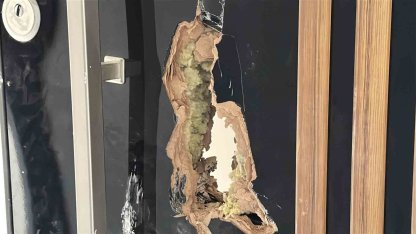 Burdur’da inşaat halindeki apartmana zarar veren şahıslar yakalandı