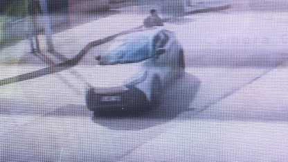 Bursa’da cip ile motosiklet çarpıştı, 2 kişi yaralandı: Kaza anı kamerada