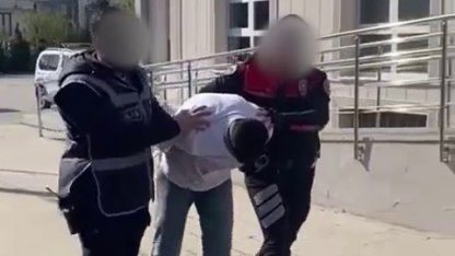 Bursa’da hapis cezası bulunan şahıs uyuşturucu ve silahla yakalandı