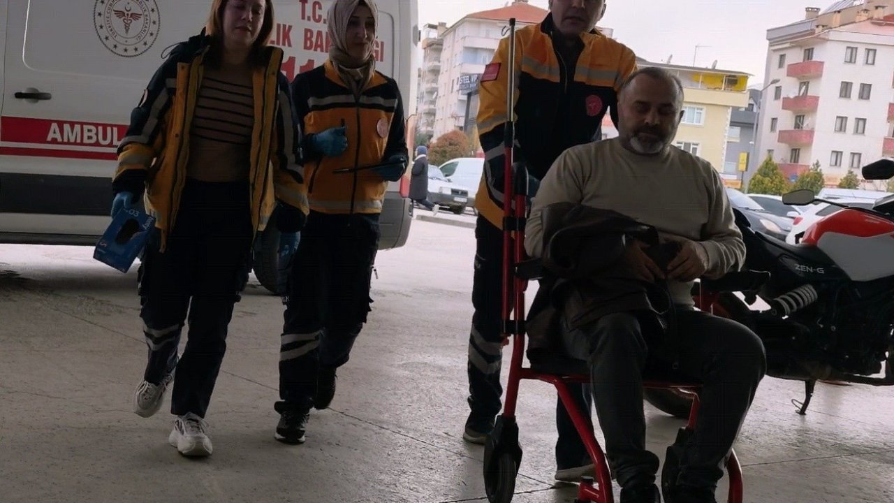 Bursa’da iki otomobil çarpıştı: 2 yaralı