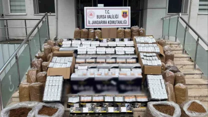 Bursa’da kaçak tütün operasyonu: 205 bin adet makaron ele geçirildi