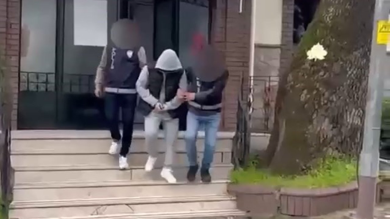 Bursa’da kesinleşmiş hapis cezasıyla aranan 4 kişi yakalandı