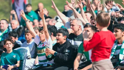 Bursa’da yeşil-beyaz coşku dev ekrana taşındı