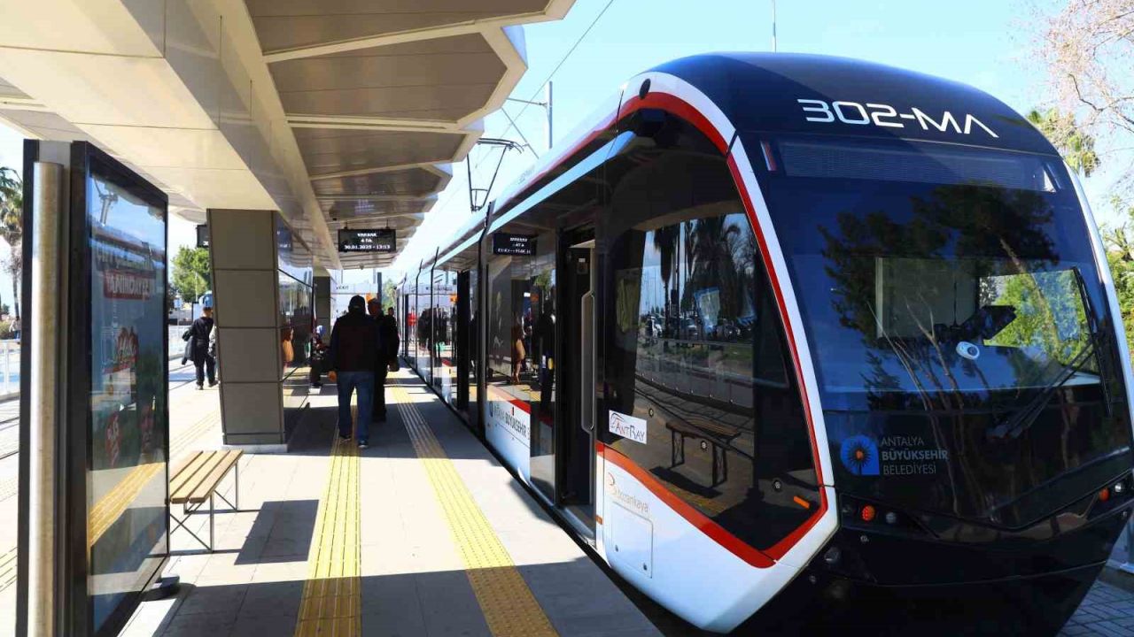 Büyükşehir’in toplu ulaşım araçları 1 Mayıs’ta ücretsiz yolcu taşıyacak