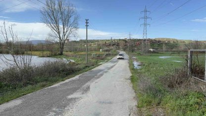 Çanakkale’de taşkın nedeniyle kapanan köy yolu ulaşıma açıldı