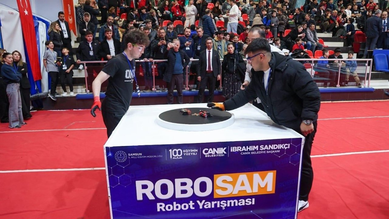Canik’te gençler robotlarıyla sahneye çıkıyor