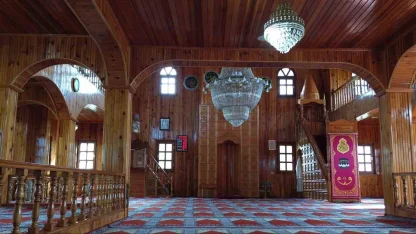Çantı tekniğiyle inşa edilen çivisiz cami 2 asırdır ayakta
