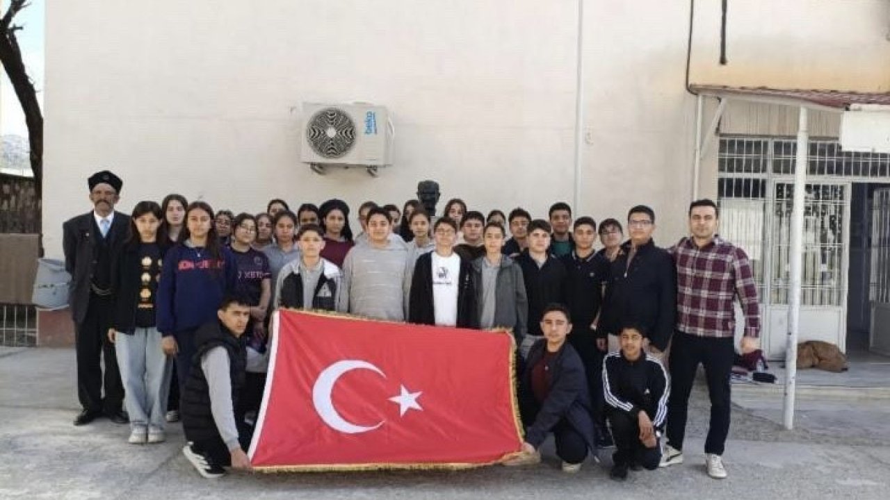 Çermik’te, hayatını kaybeden öğretmen ve öğrenciler anıldı