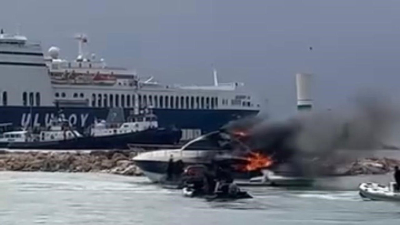 Çeşme’de motoryatta yangın paniği