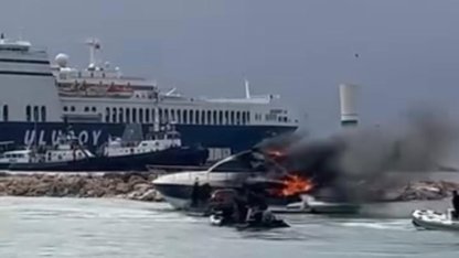 Çeşme’de motoryatta yangın paniği