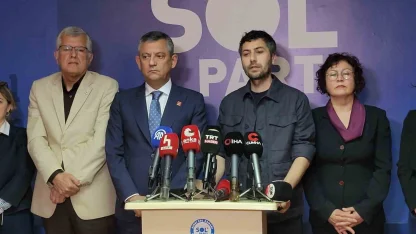 CHP Genel Başkanı Özel: "Meclis alacağı bir ara seçim kararıyla buraları doldurmakla yükümlü"