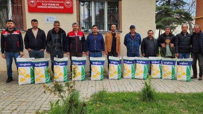 Çiftçilere yüzde 50 hibeli tohum dağıtıldı