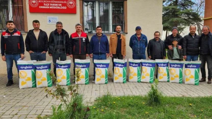 Çiftçilere yüzde 50 hibeli tohum dağıtıldı
