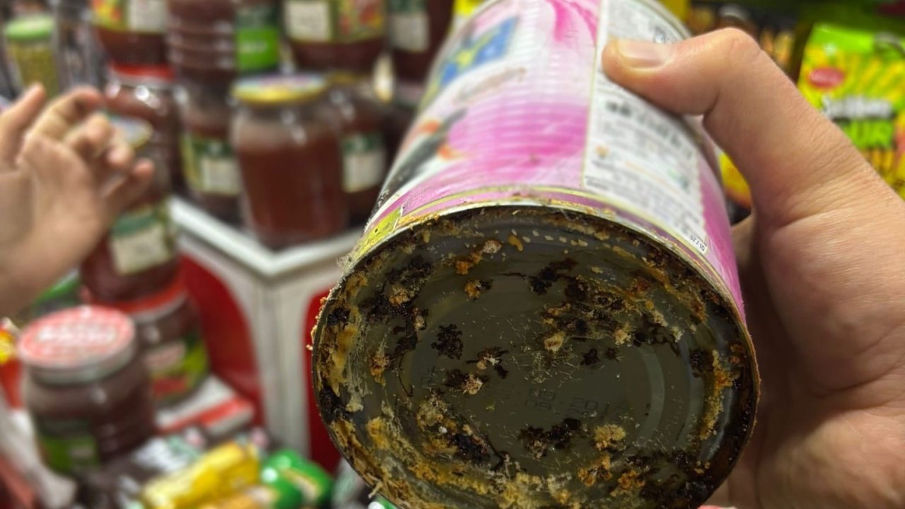 CİMER şikayeti sonrası zabıta baskını: Markette 4 kamyonet dolusu ürüne el konuldu