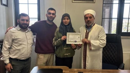 Çinli kadın Müslüman oldu