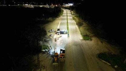 Çorum Belediyesi’nde gece mesaisi: Gece onarılan yol sabah trafiğe açıldı