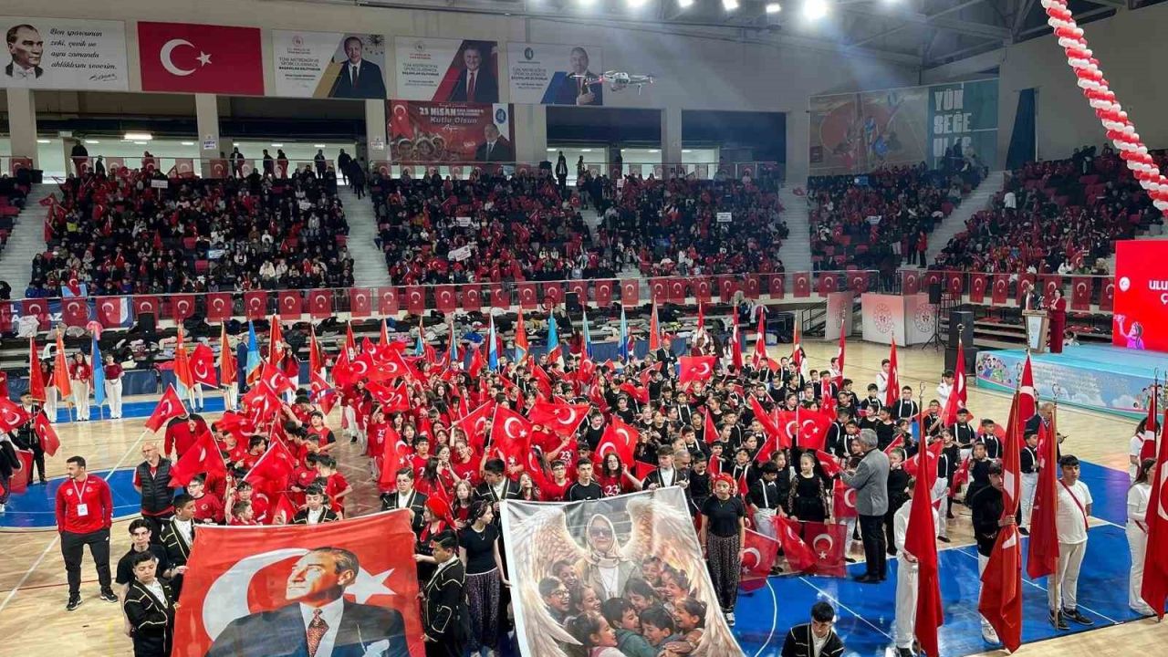 Çorum’da 23 Nisan coşkusu