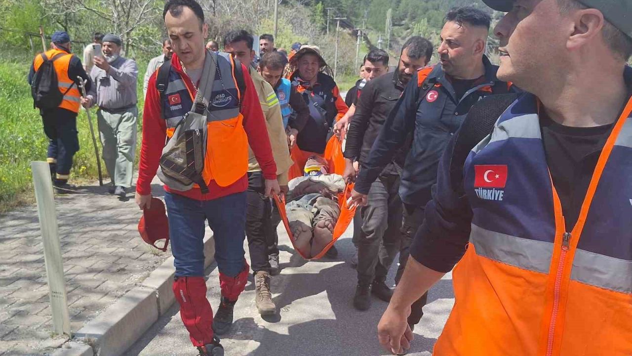 Çorum’da kaybolan yaşlı adam 2 gün sonra dağda uyurken bulundu