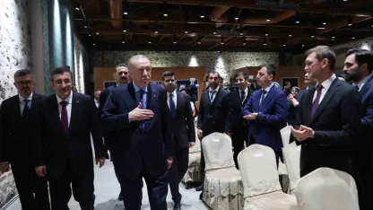 Cumhurbaşkanı Erdoğan: "İmalatçı ihracatçılarımızda vergiyi yüzde 9’a indiriyoruz"