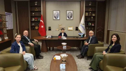 Darıca’da makam koltuğu geleceğin başkanlarına devredildi