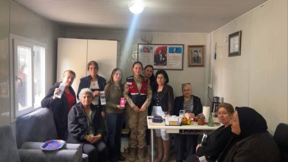 Defne’de jandarmadan vatandaşlara bilgilendirme çalışması