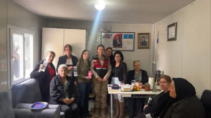 Defne’de jandarmadan vatandaşlara bilgilendirme çalışması