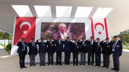 Didimli Kıbrıs Gazileri 52 yıl sonra yavru vatanda