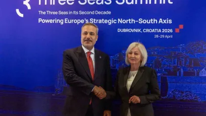 Dışişleri Bakanı Fidan, Bosna-Hersek Bakanlar Konseyi Başkanı Kristo ile bir araya geldi