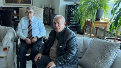 Diyarbakır’ın Derman Babasından eski Bakan Aksu’ya vefa ziyareti