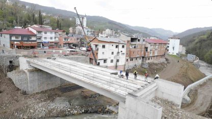 Dörtyol-Akpınar-Erikli ulaşım bağlantısını güçlendiren köprüde sona gelindi
