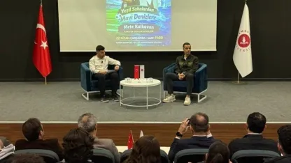 Düdükten rotaya: Mete Kalkavan öğrencilerle deneyimlerini paylaştı