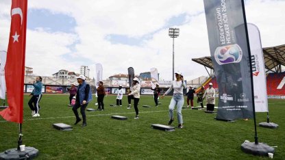 Dünya Sağlık Günü’nde "Koşabiliyorken Koş" yürüyüşüne yoğun ilgi