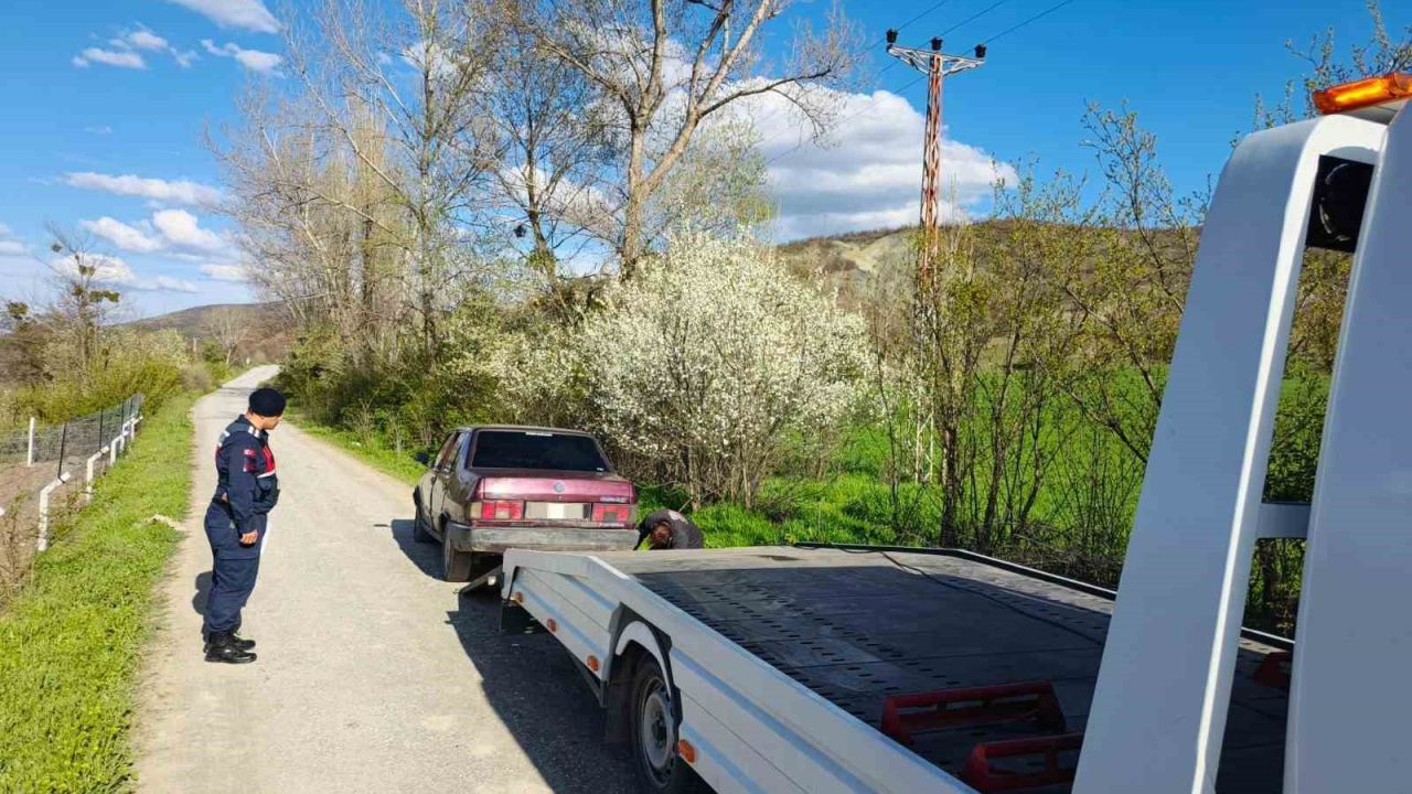 ‘Dur’ ihtarına uymayan sürücülere toplam 582 bin 431 lira ceza kesildi