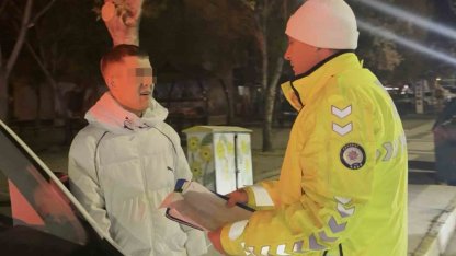 ‘Dur’ ihtarına uymayıp polisten kaçtı, yakalanınca "Hiç mi insafınız yok" deyip ağladı