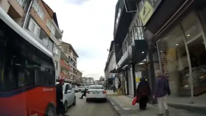 Düzce’de yayaya çarpan sürücü direksiyonu başkasına devretti