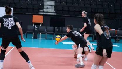 Eczacıbaşı Dynavit, play-off 3-4 etabı ilk maçına hazır